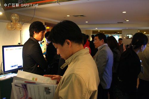 永新视博展台人头攒动
