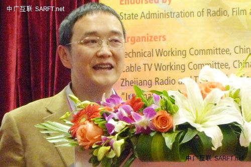 解放军理工大学教授、博导，中国电子学会云计算专家委员会专家刘鹏
